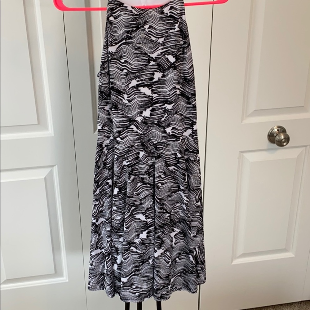 Black and white patterned halter neck dress